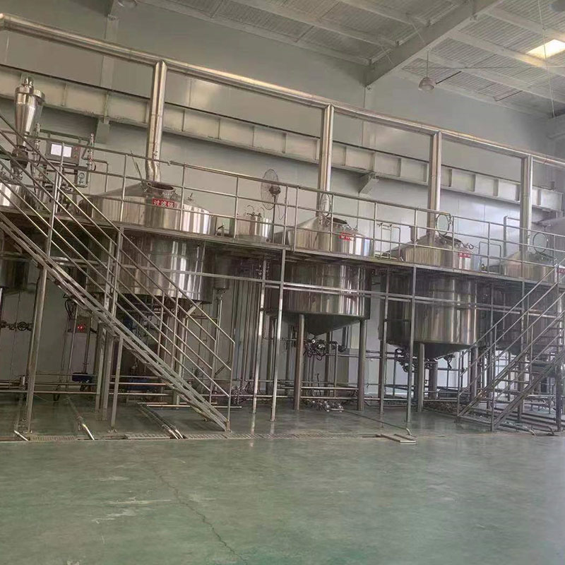 云阳精酿啤酒设备厂—平面布置、设备设计、制造、调试、培训等一条龙服务_COPY